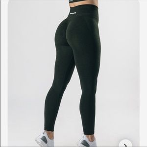 Alphalete Amplify Leggings